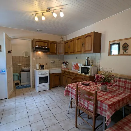 Fonctionnel Avec Terrasse Et Vue, - Fr-1-589-402 * Gérardmer